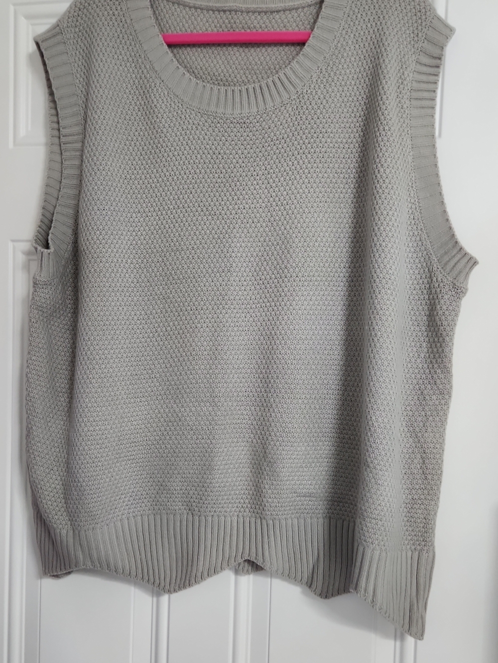 Light Gray Sleeveless Knit Turtleneck-Style Sweater Vest